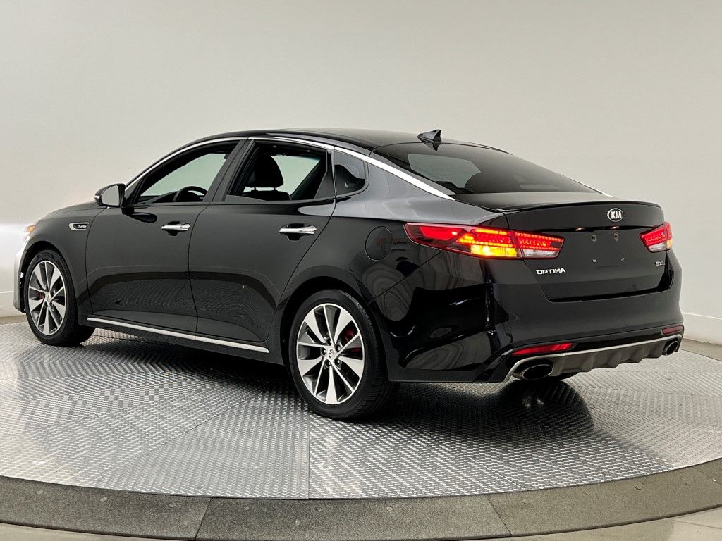 Thumbnail: 2016 Kia Optima - 4