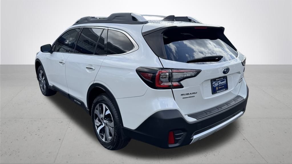 2022 Subaru Outback Touring XT