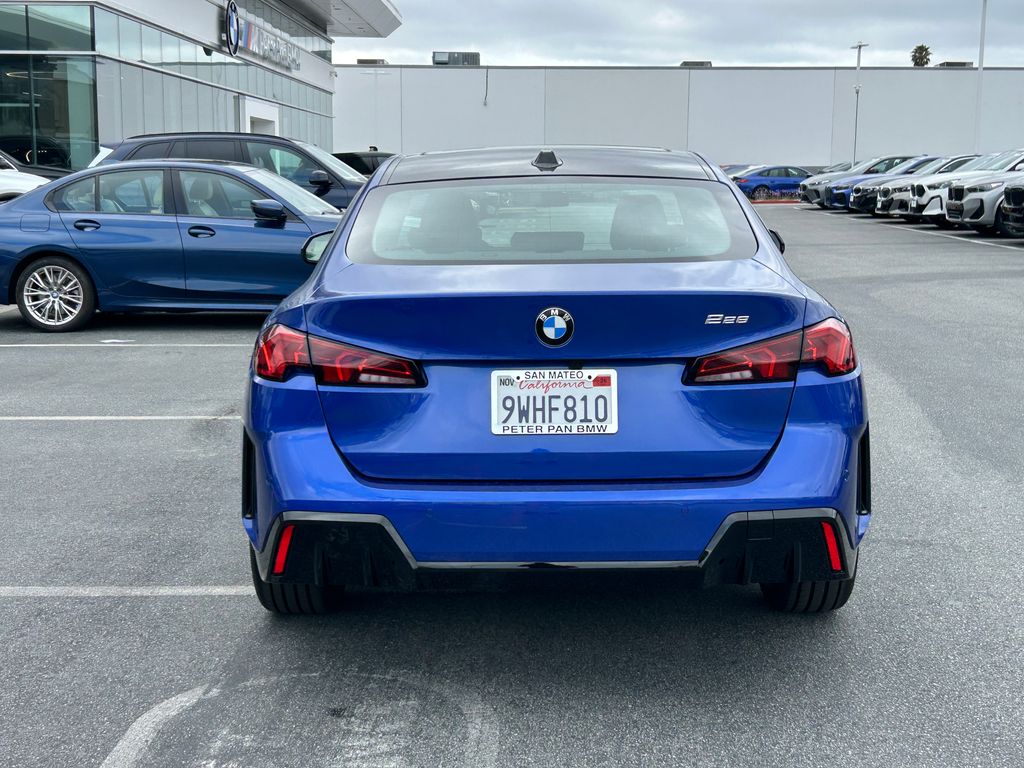 Thumbnail: 2026 BMW 2 Series - 4