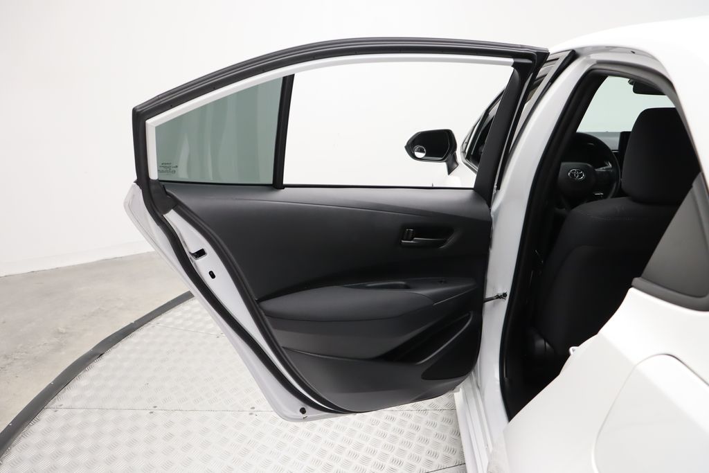 2023 Toyota Corolla LE 21