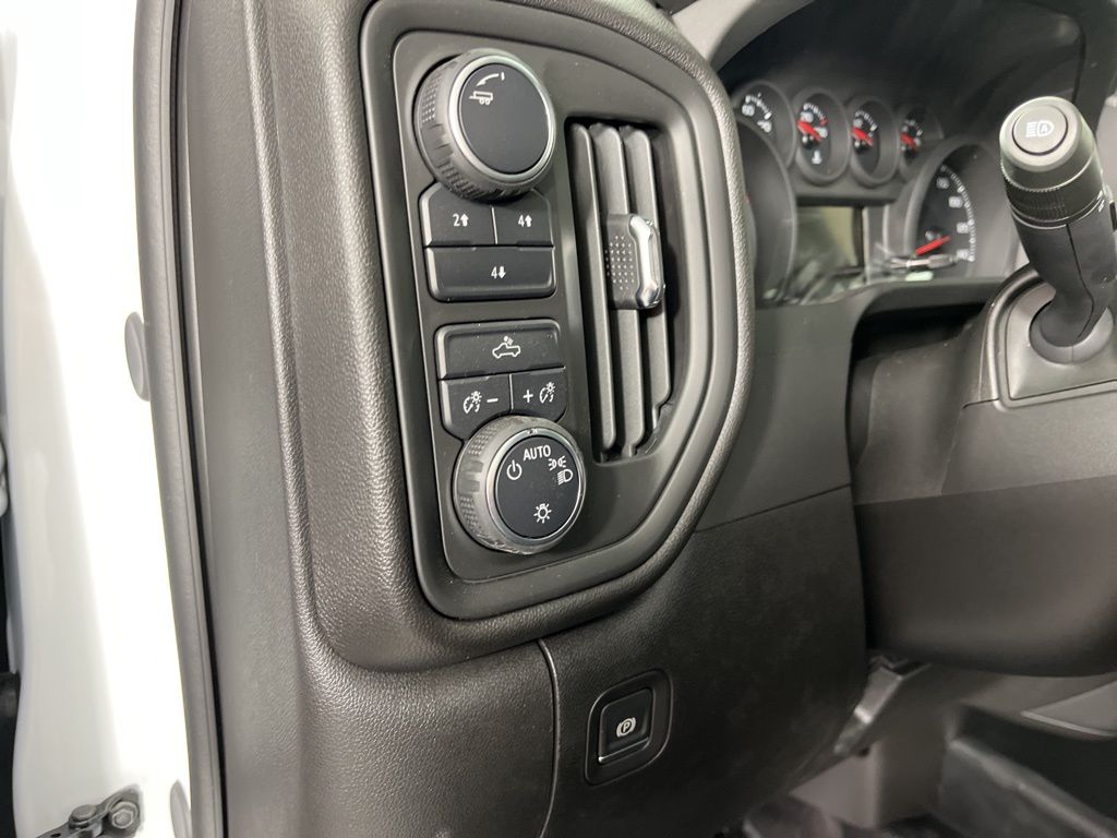 2025 Chevrolet Silverado 2500 Work Truck 28