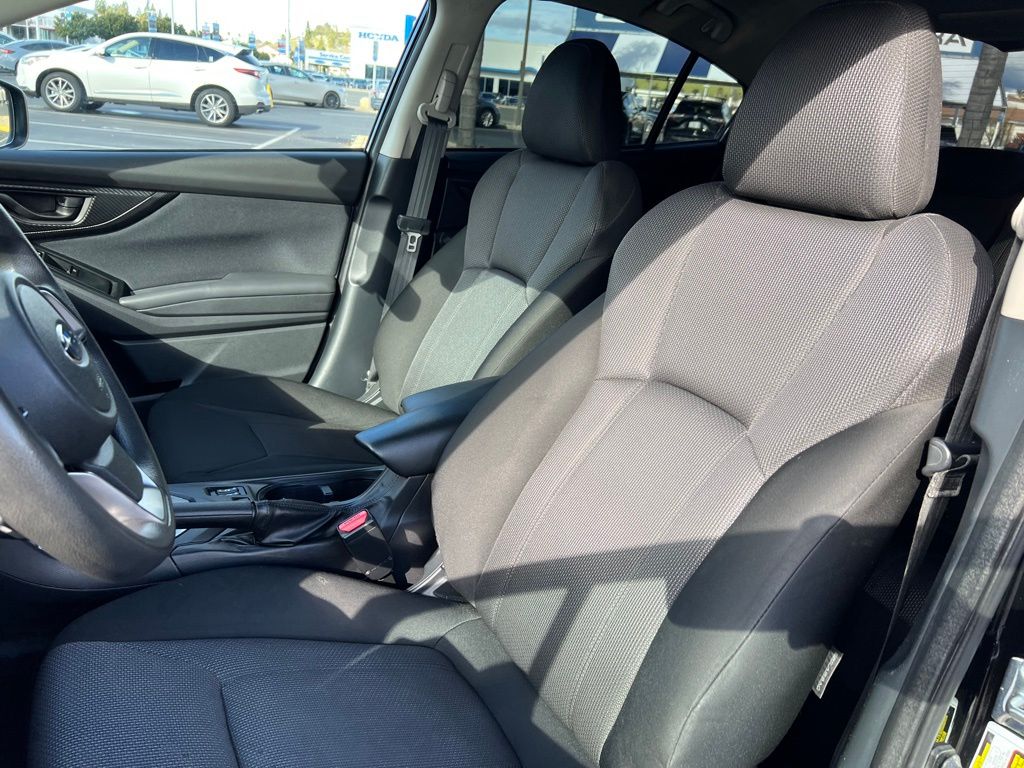 Thumbnail: 2017 Subaru Impreza - 16