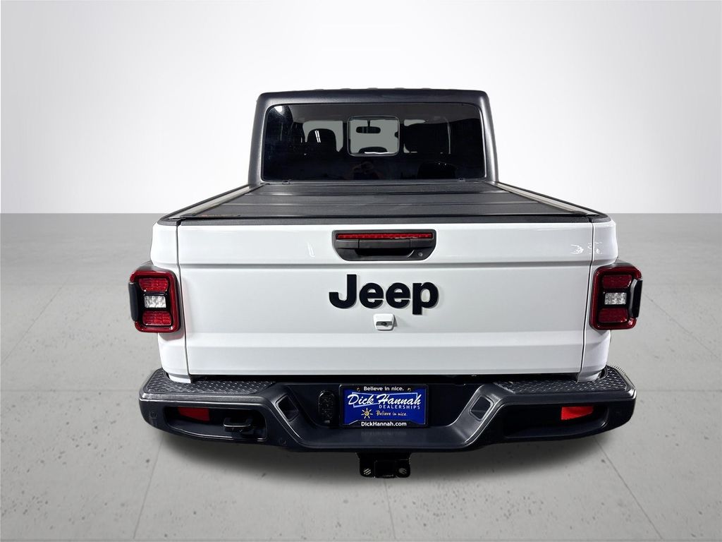 2021 Jeep Gladiator Willys