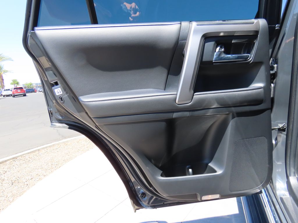 2024 Toyota 4Runner Limited 25