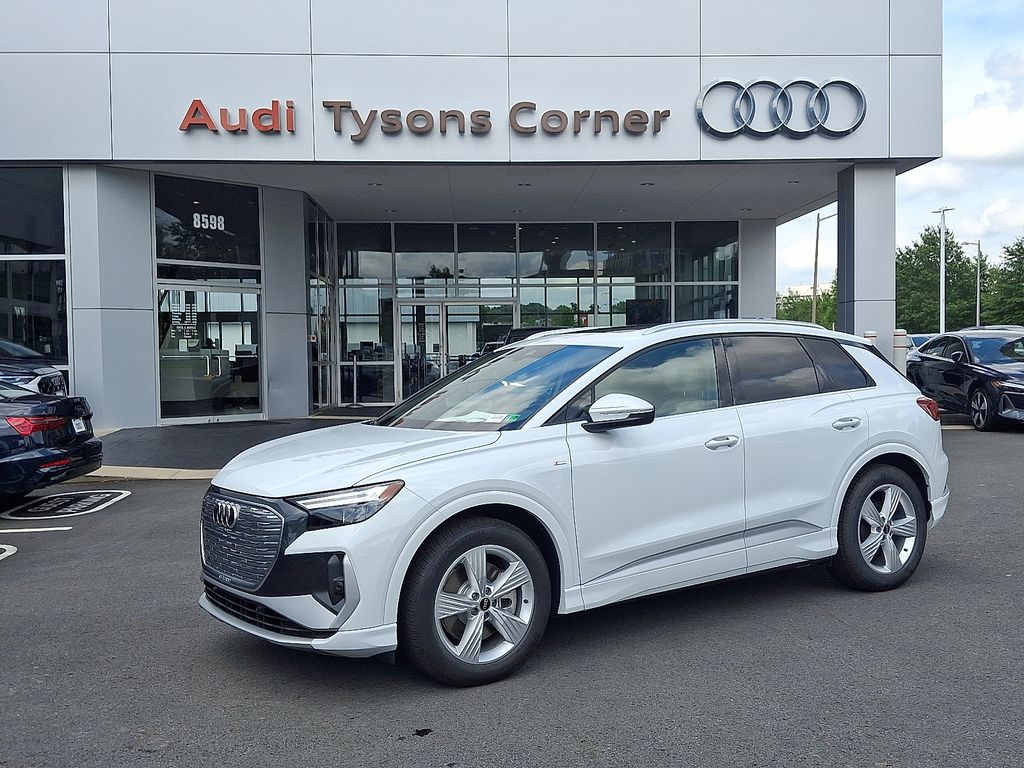 2025 Audi Q4 e-tron  -
                  Vienna, VA