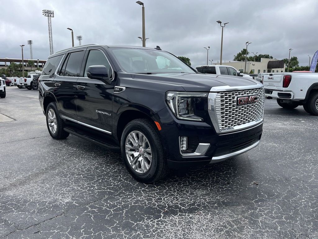 2023 GMC Yukon Denali 2