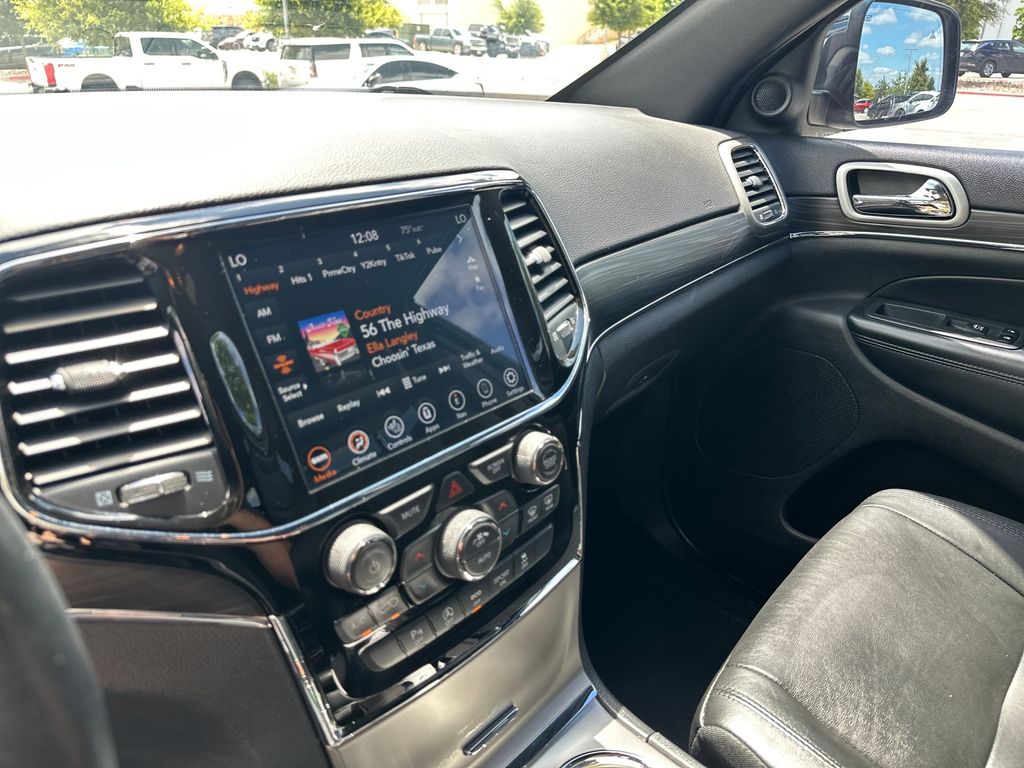 Used Car 2020 Jeep Grand Cherokee  Limited For Sale Under $25,000 In Austin, Texas