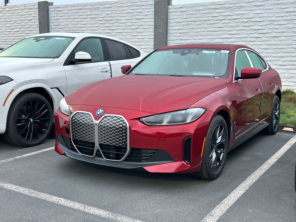 Thumbnail: 2025 BMW i4 - 2