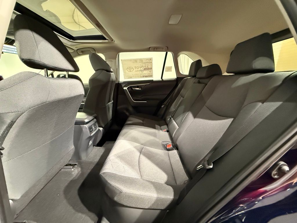 Thumbnail: 2025 Toyota RAV4 - 22