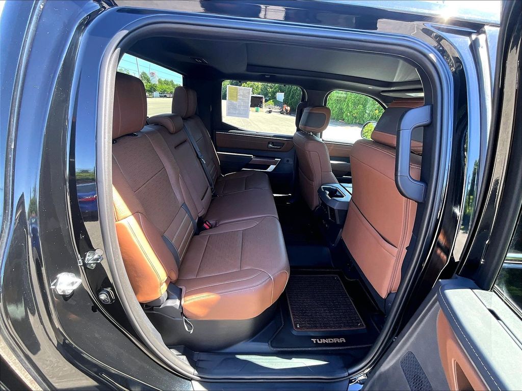 2025 Toyota Tundra — photo 16
