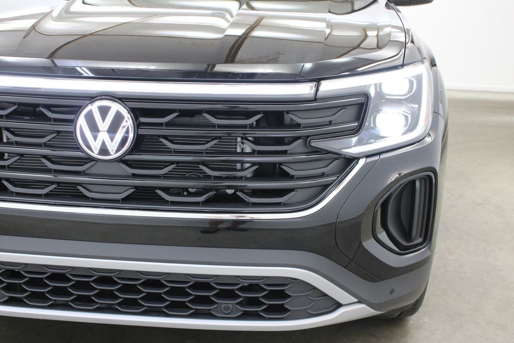 new 2026 Volkswagen Atlas Cross Sport car