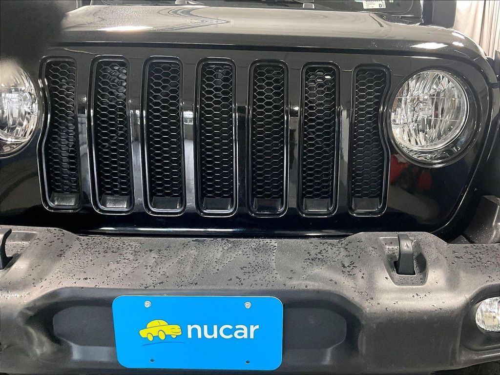 2021 Jeep Wrangler — photo 32