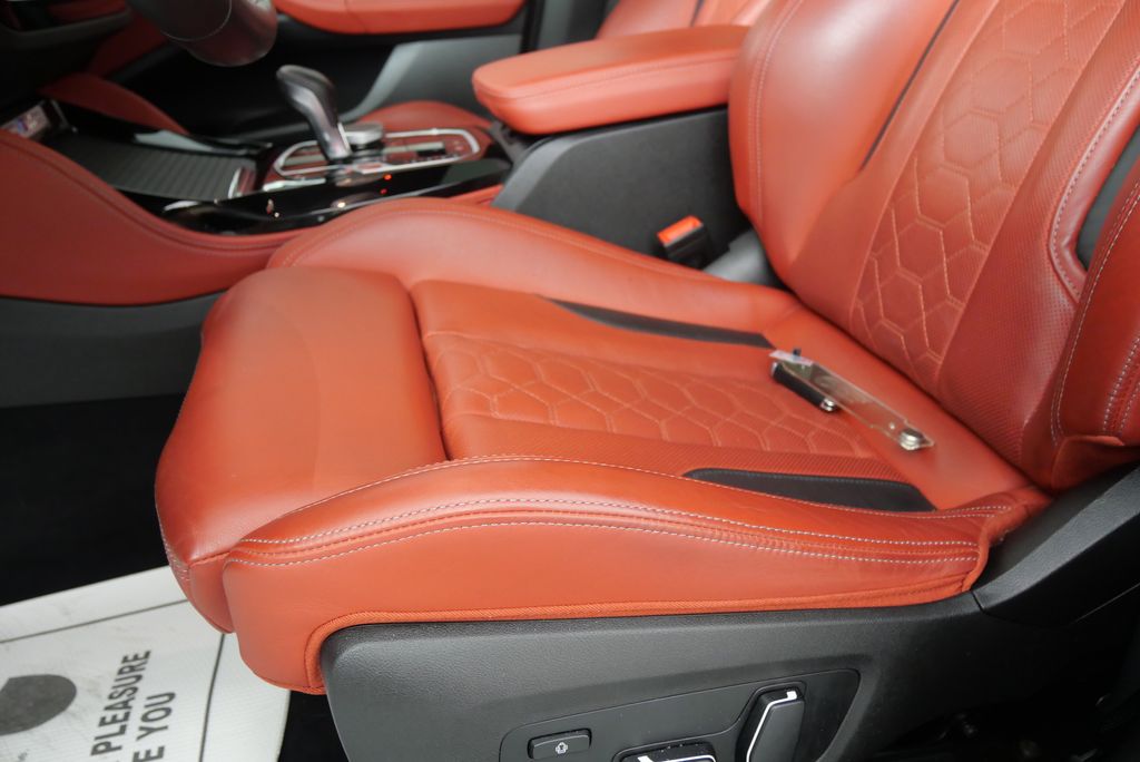 2024 BMW X4 M 9