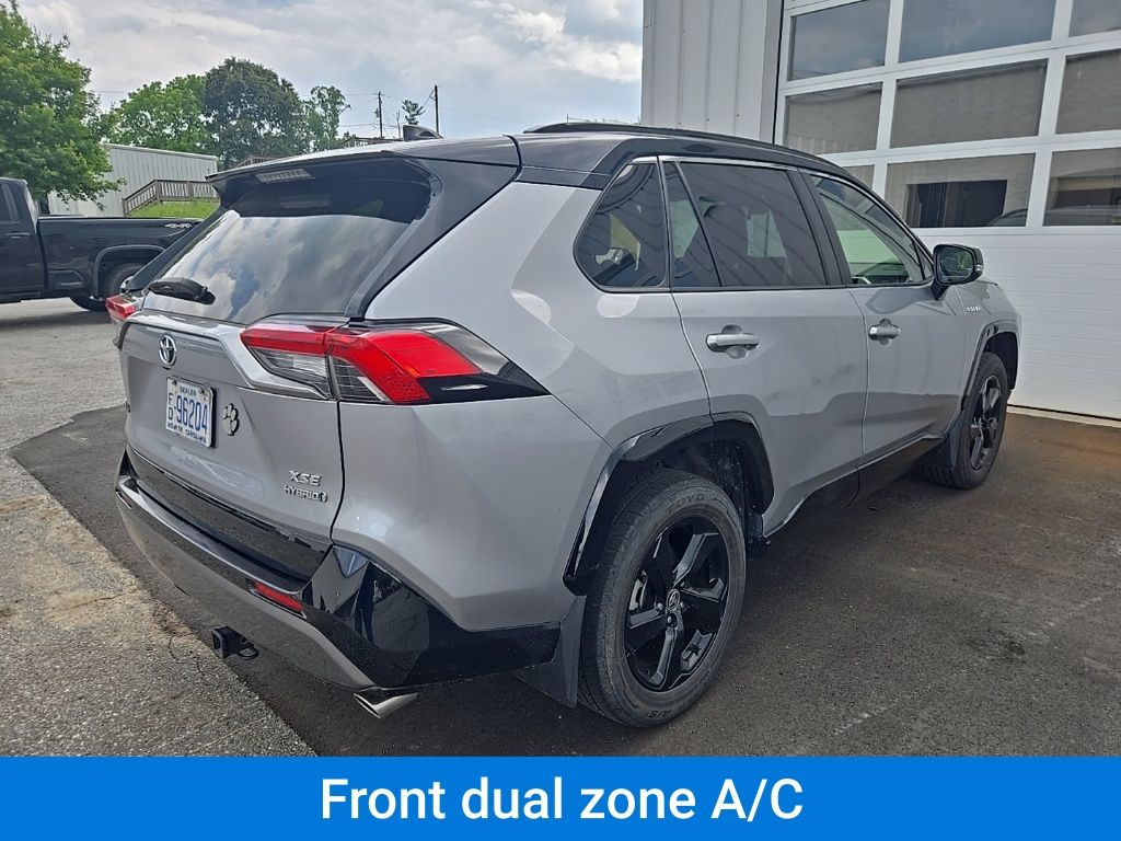 2021 Toyota RAV4 Hybrid XSE photo