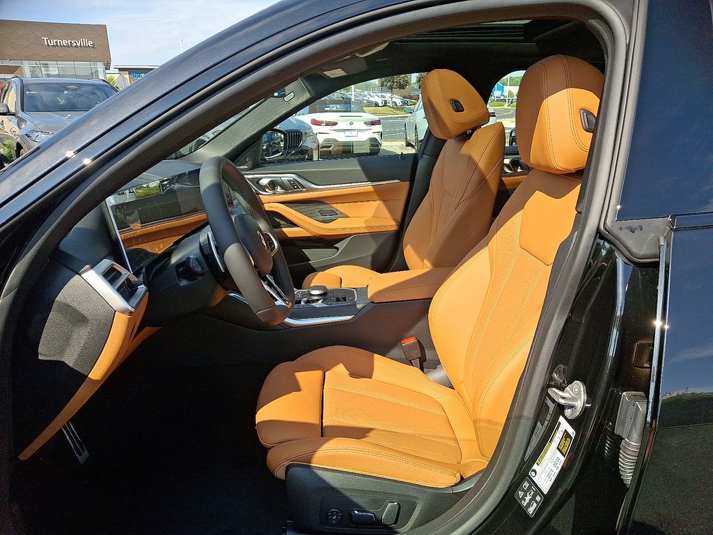 Thumbnail: 2026 BMW 4 Series - 6