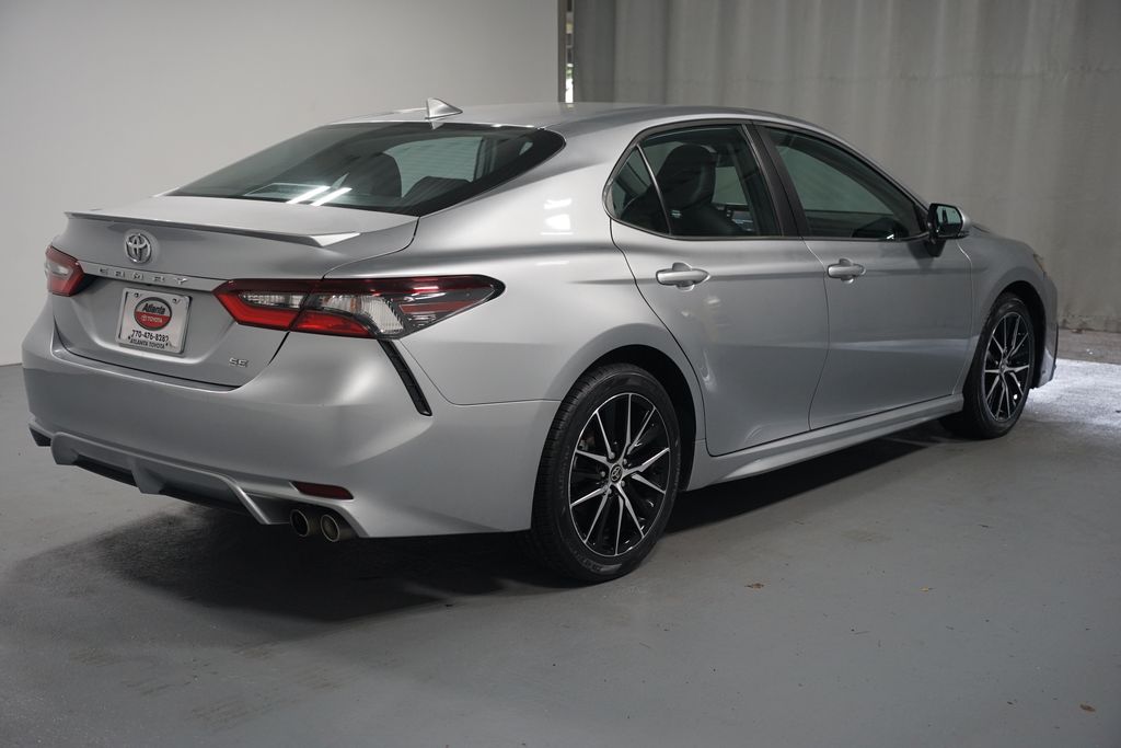 Thumbnail: 2024 Toyota Camry - 8