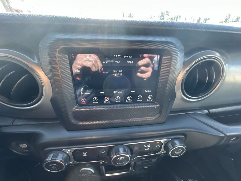 Thumbnail: 2023 Jeep Wrangler - 16