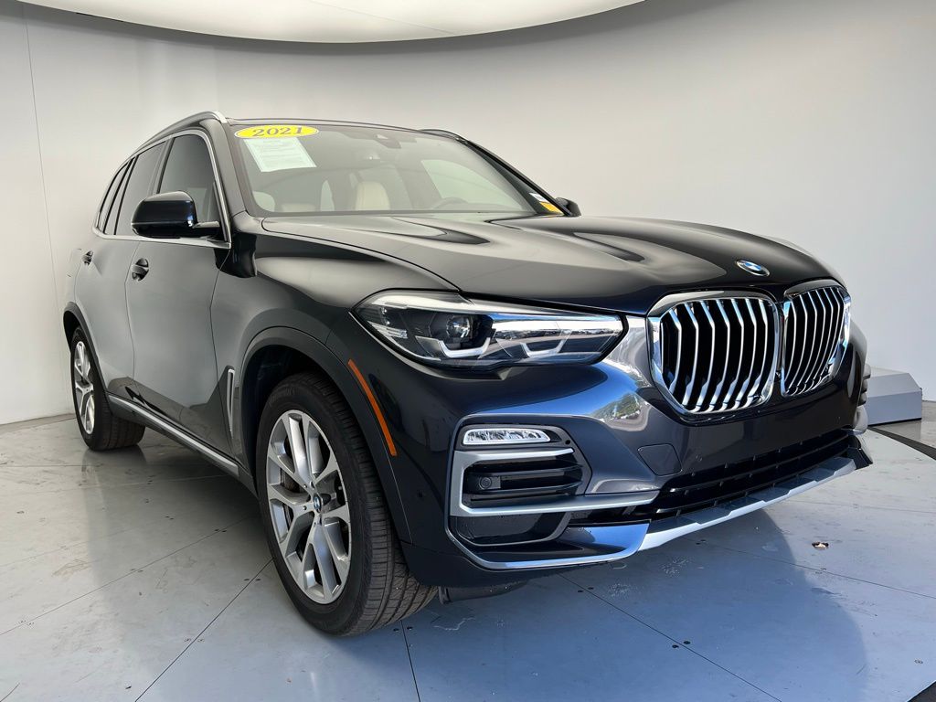 Thumbnail: 2021 BMW X5 - 2