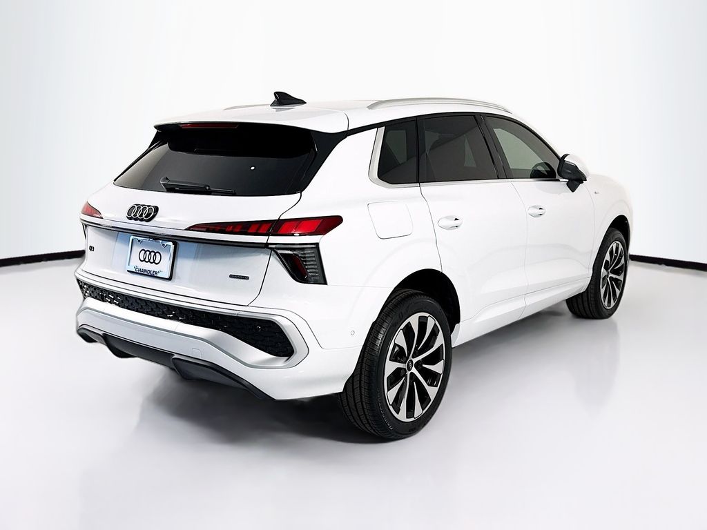 Thumbnail: 2026 Audi Q3 - 5