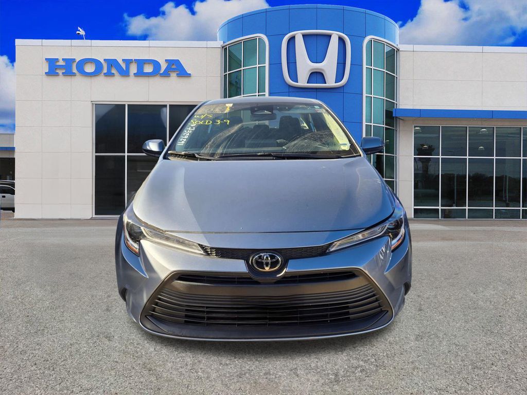 Used 2024 Toyota Corolla LE with VIN 5YFB4MDE2RP108567 for sale in Weatherford, TX