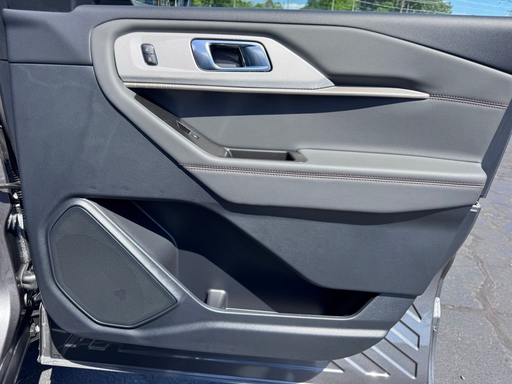 FordExplorer24