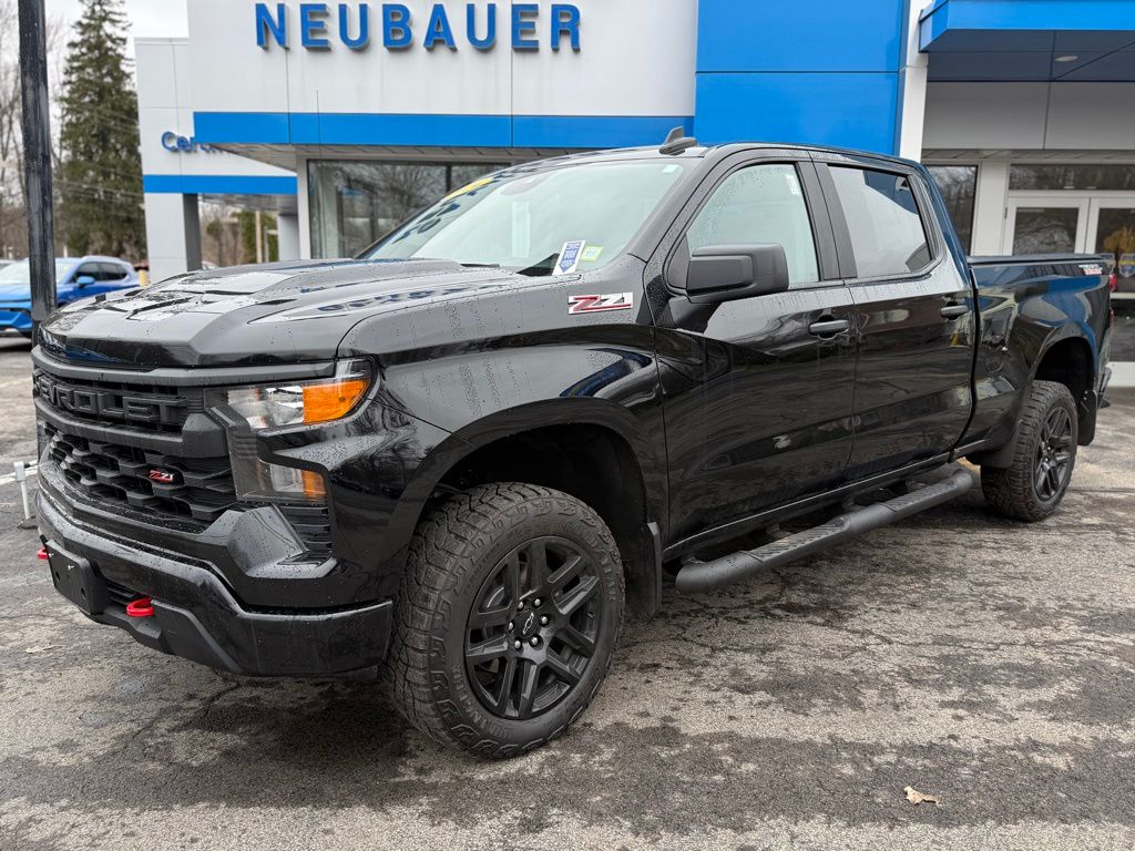 Black 2024 Chevrolet Silverado 1500 Custom Trail Boss Crew Cab 4WD Pickup Truck Four-Wheel Drive Automatic