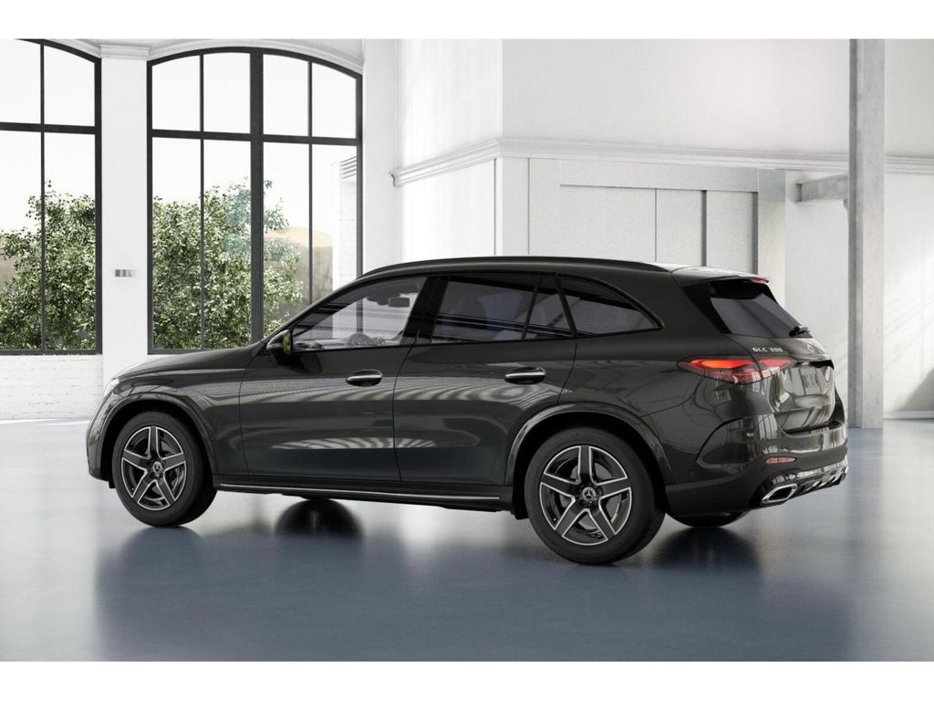 Thumbnail: 2026 Mercedes-Benz GLC - 31