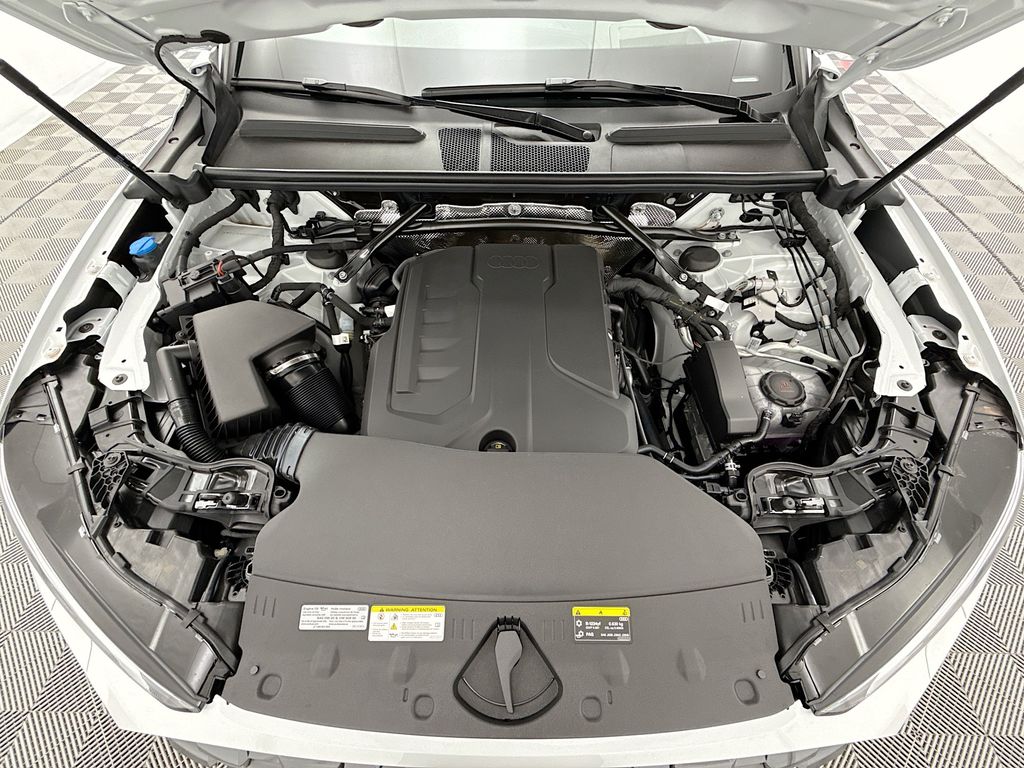 Thumbnail: 2025 Audi Q5 - 29