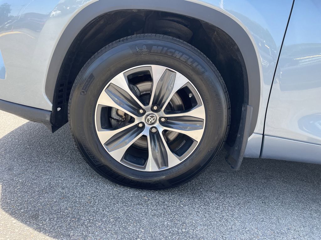 Used 2022 Toyota Highlander SUV