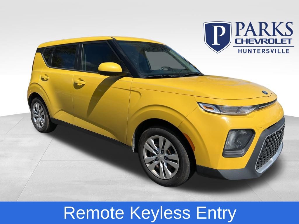 Solar Yellow 2020 Kia Soul LX FWD SUV / Crossover Front-Wheel Drive Continuously Variable Transmission