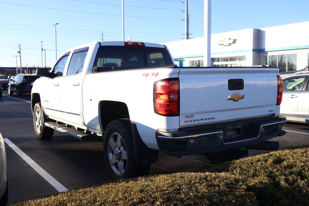 Thumbnail: 2015 Chevrolet Silverado 2500 - 10