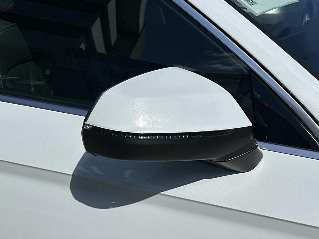 Thumbnail: 2021 Audi Q5 - 18