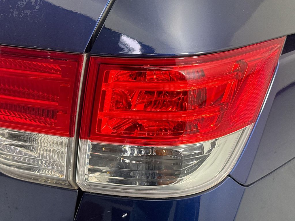 Used Car 2016 Honda Odyssey  Ex-l For Sale Under $15,000 In Austin, Texas