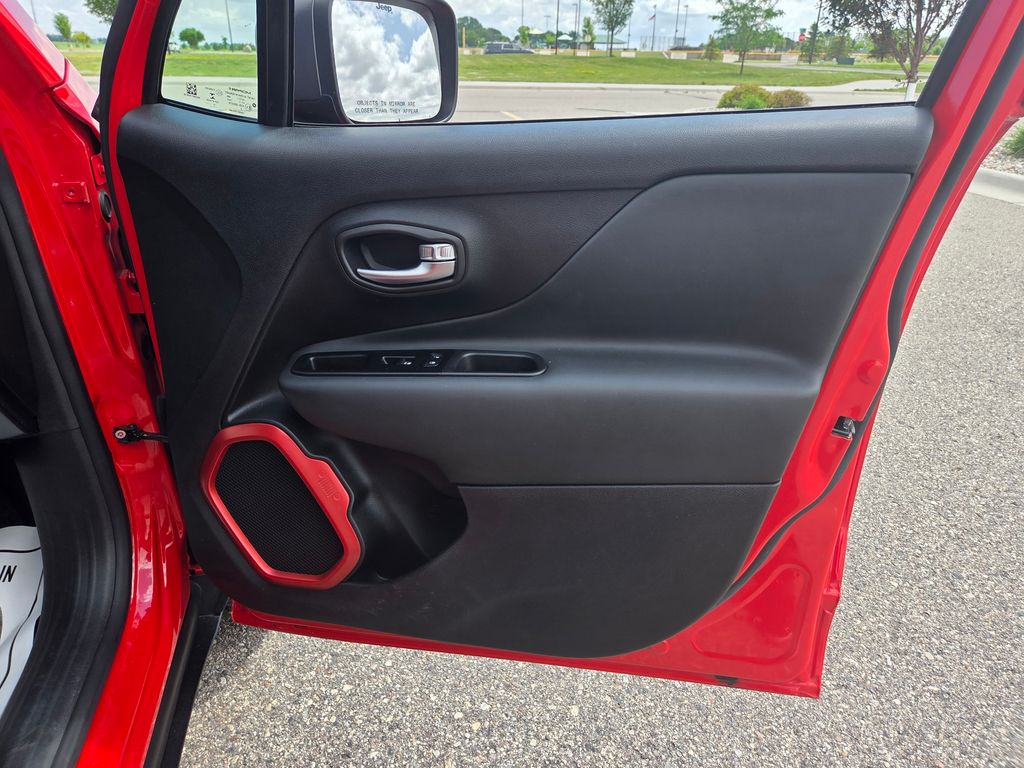 2020 Jeep Renegade Trailhawk