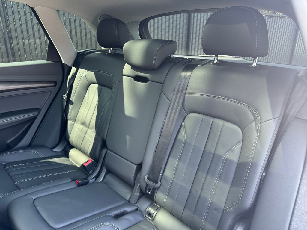2021 Audi Q5 Premium Plus 11