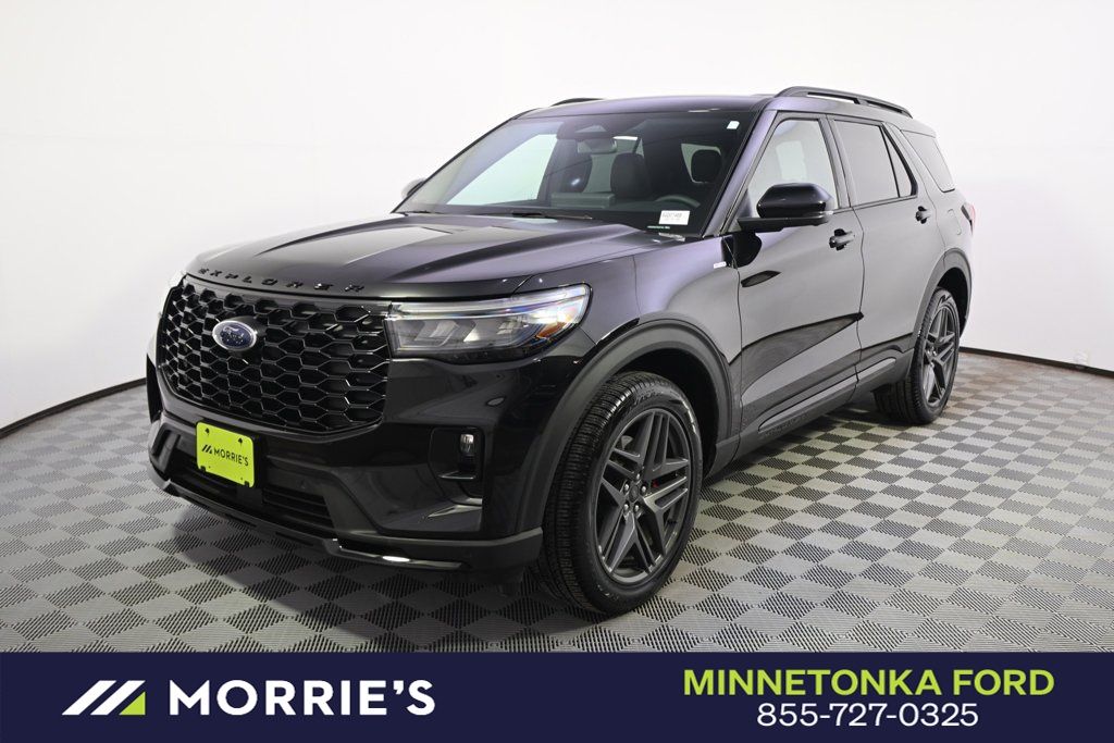 2025 Ford Explorer ST-Line AWD