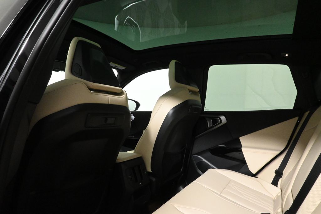 Thumbnail: 2026 BMW X3 - 32