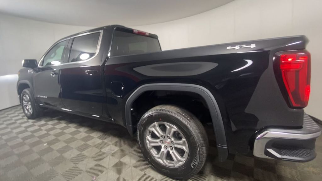 2024 GMC Sierra 1500 SLE 6