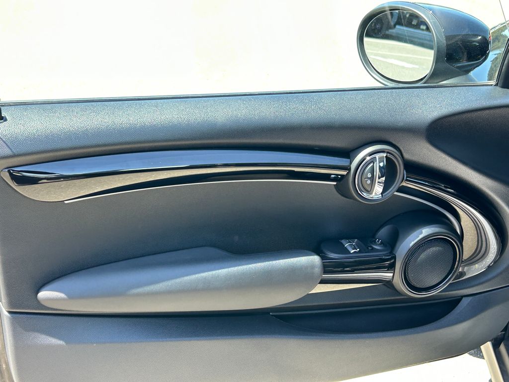 Thumbnail: 2024 MINI Cooper - 11