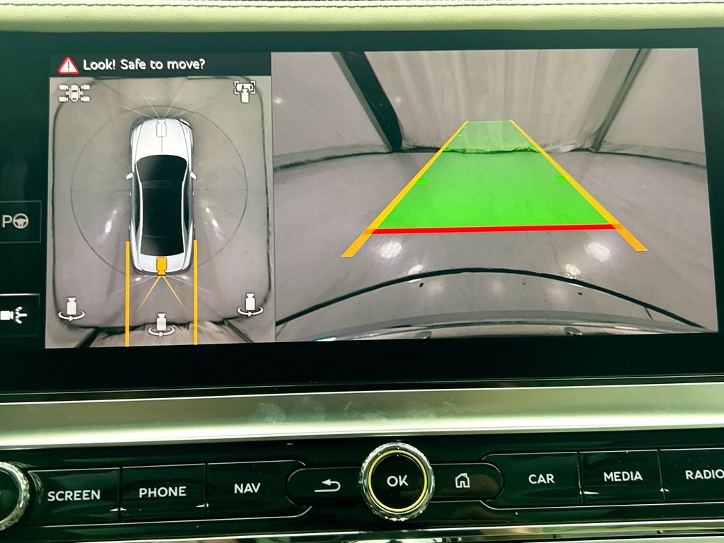 Thumbnail: 2026 Bentley Flying Spur - 15