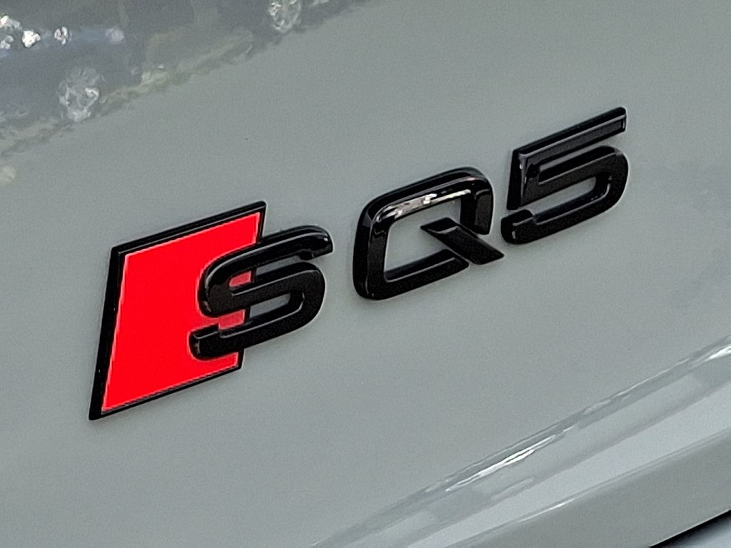 2022 Audi SQ5 Prestige 29