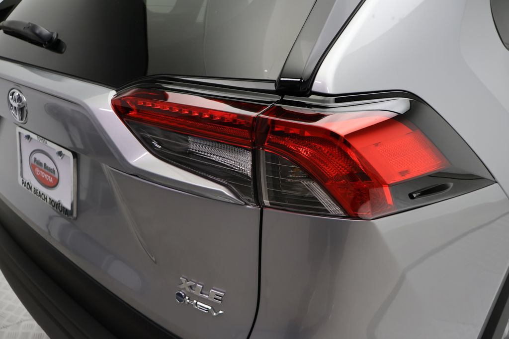 Thumbnail: 2025 Toyota RAV4 - 9