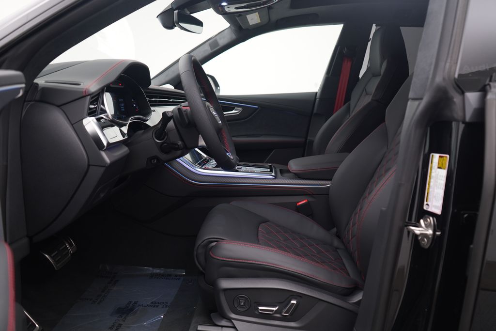 Thumbnail: 2026 Audi SQ8 - 6