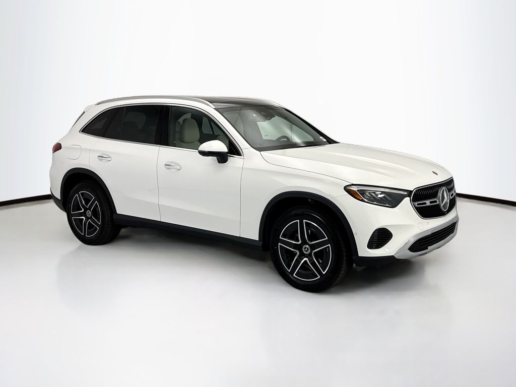 Thumbnail: 2026 Mercedes-Benz GLC - 3