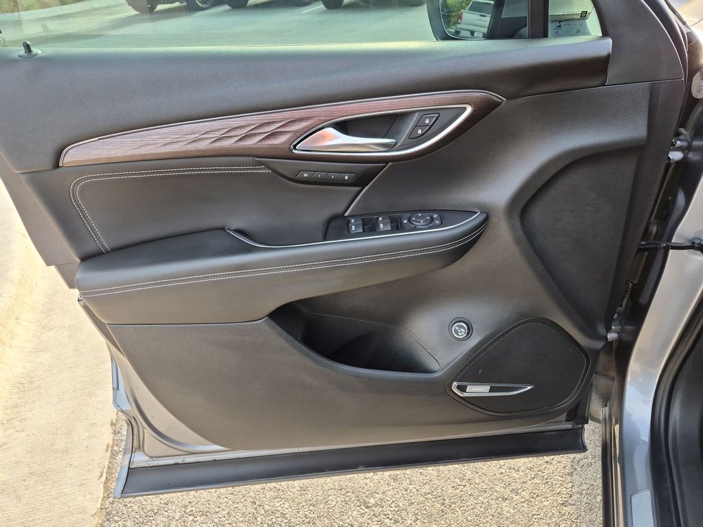 Used Car 2021 Buick Envision  Avenir For Sale Under $25,000 In Austin, Texas