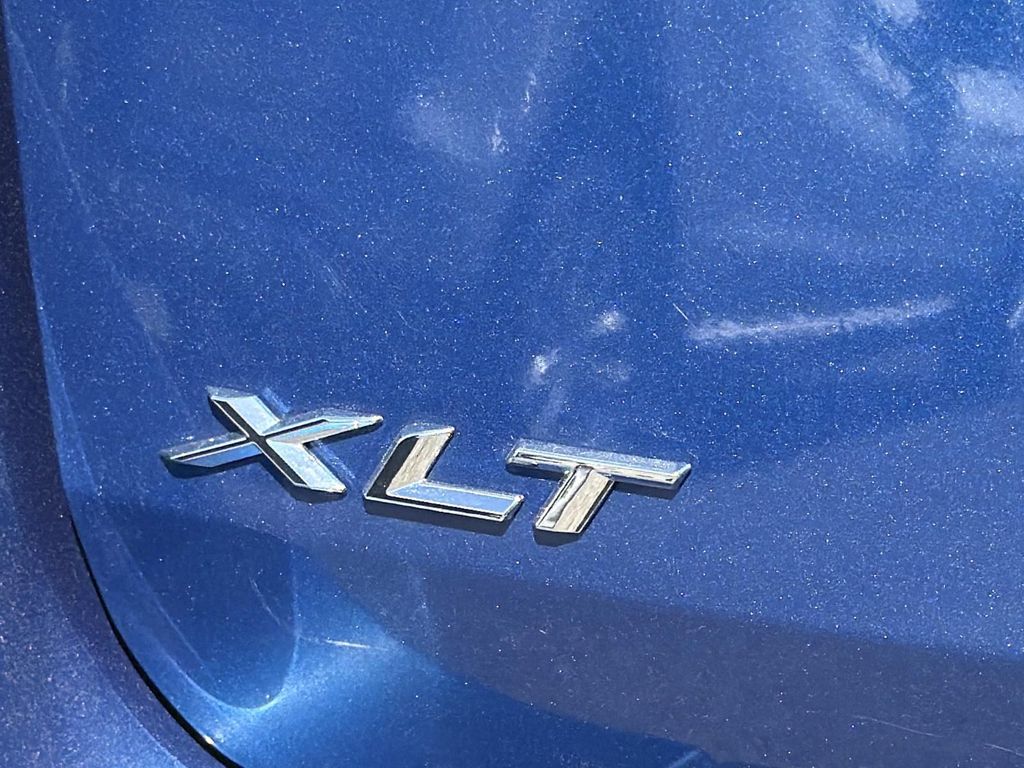 Used 2022 Ford Explorer XLT 4D Sport Utility