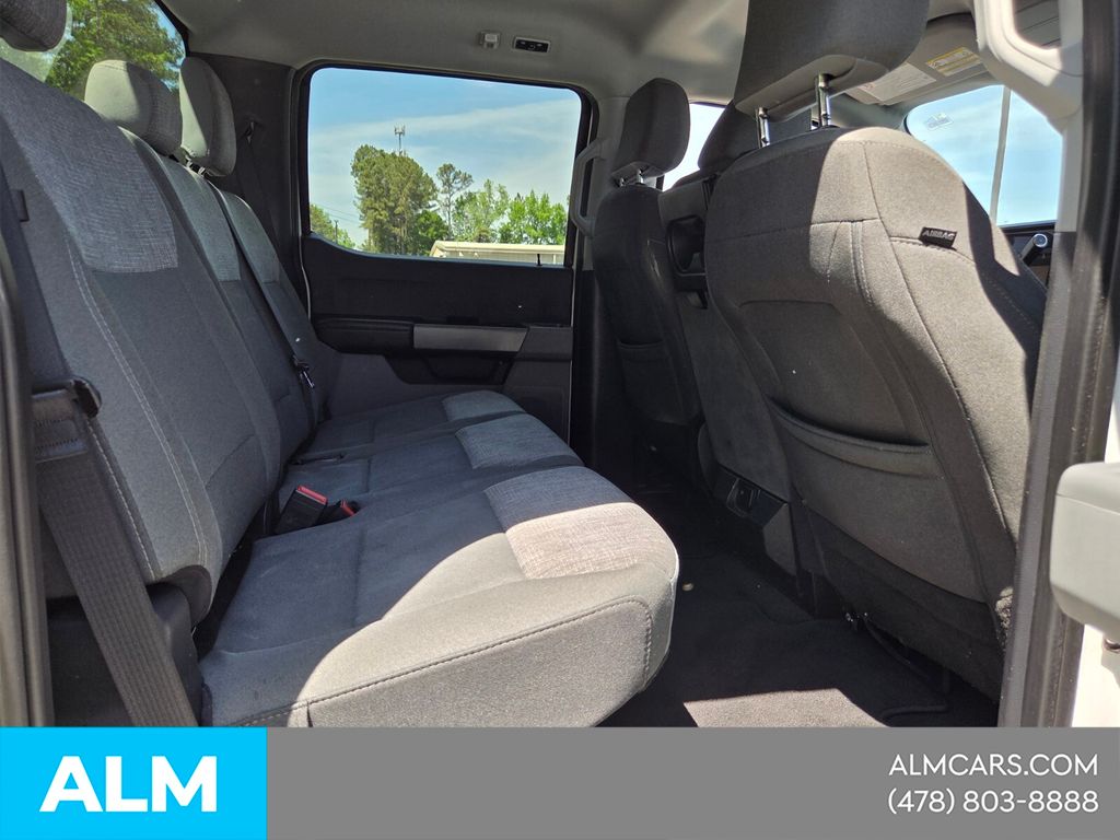 Used 2025 White Ford XLT image 13
