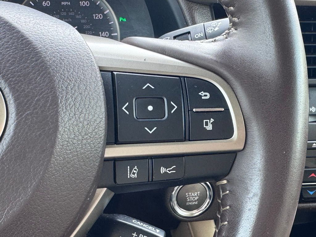 LexusRX9