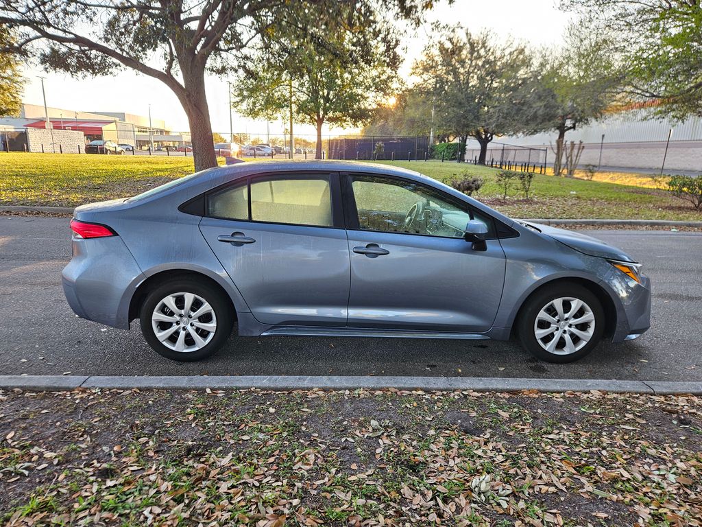 2023 Toyota Corolla LE 6