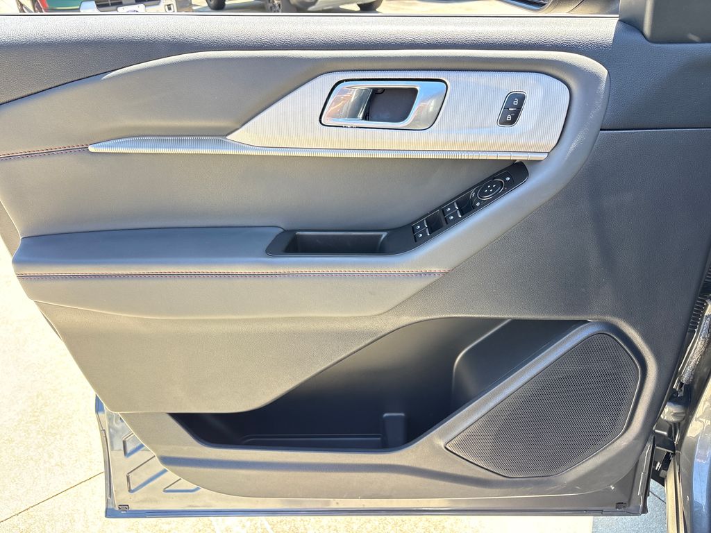Certified Used 2025 Gray Ford Active image 28